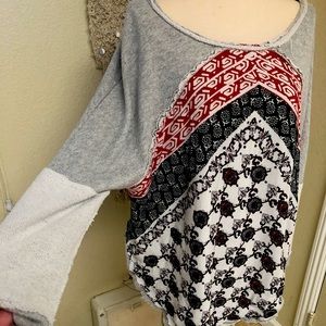 FP. Oversized sweatshirt